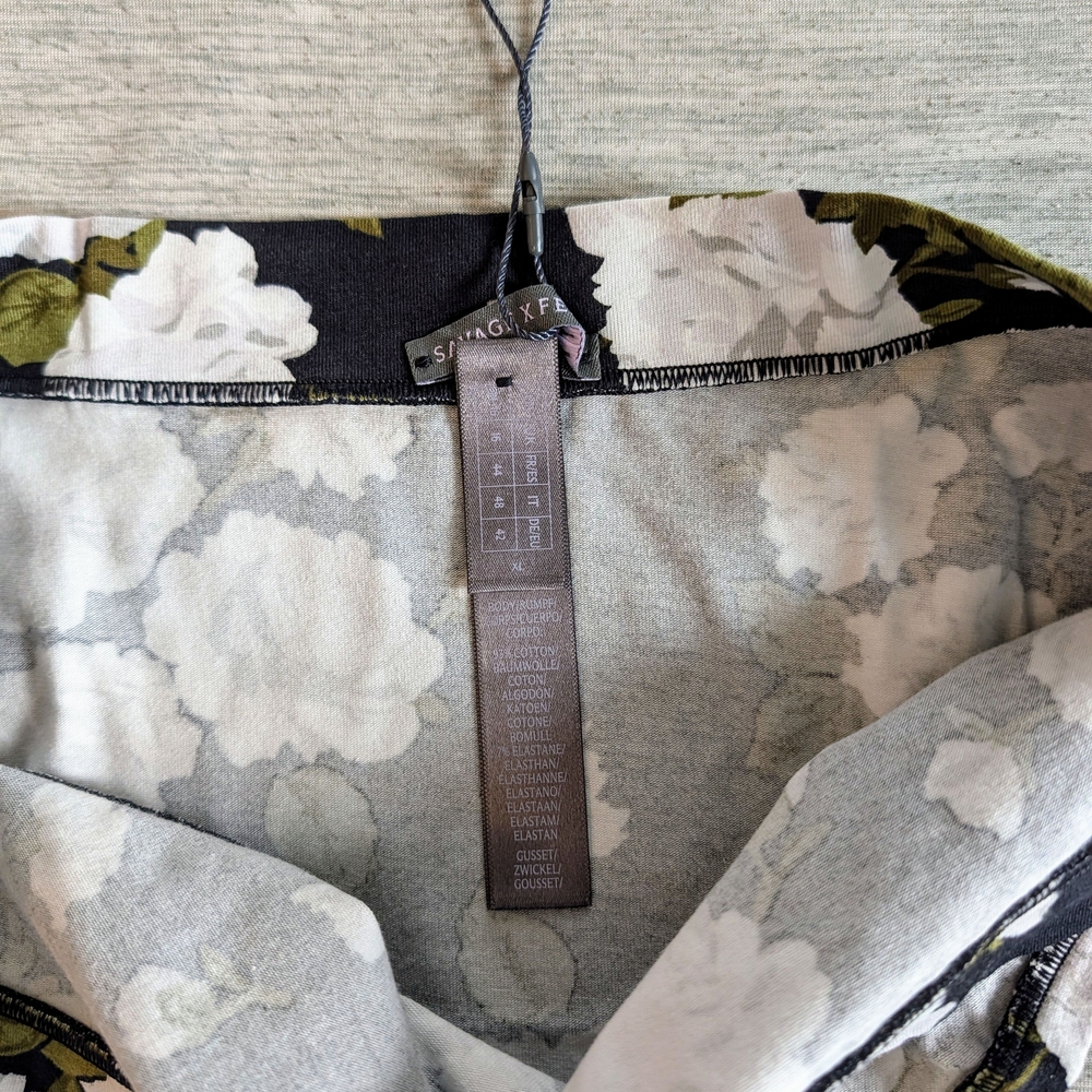 Savage X Fenty Black Floral Print Panty - Picture 4 of 7